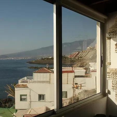 Beach House With Ocean Views * Balcony * 2brs بيت للعطل سانتا كروز دي تينيريف